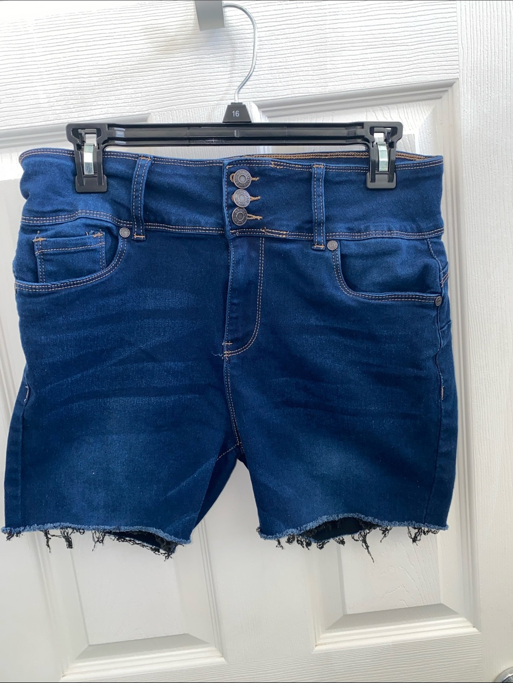 BAMBOO cutout jeans